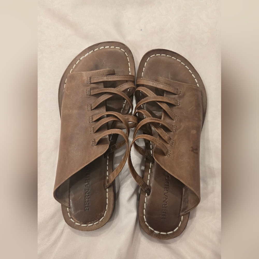 Bernardo Brown Leather Sandals for Effortless‎ Style